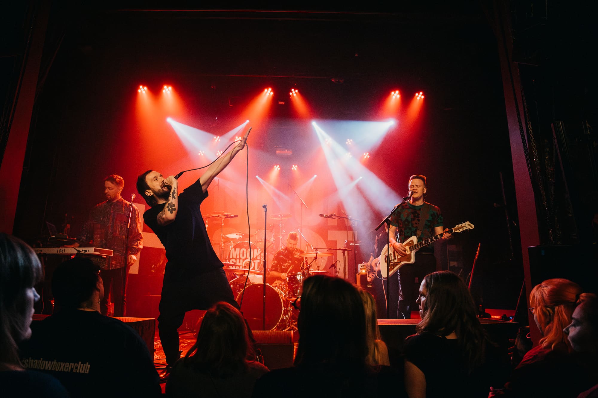 Shakals live